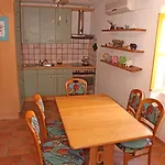 Mima Hvar