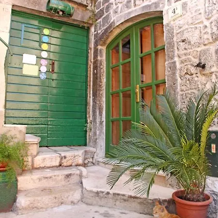 Mima Hvar * Hvar Town