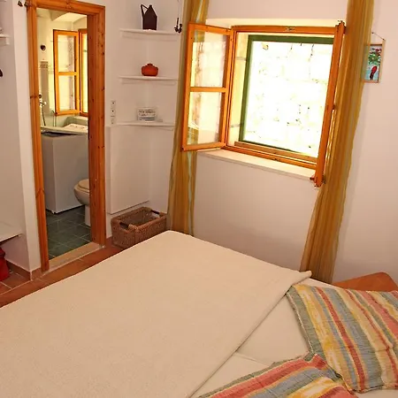 Apartment Mima Hvar