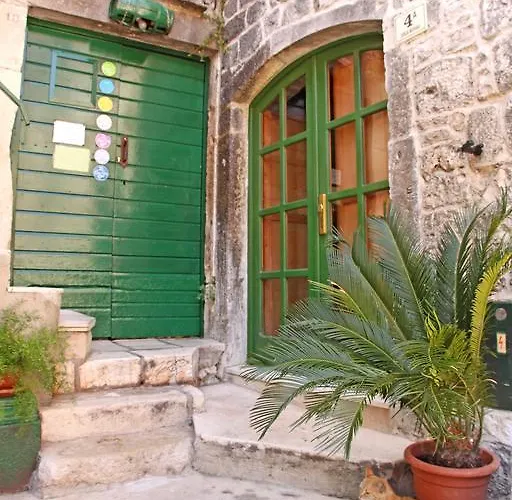 Mima Hvar * Hvar Town